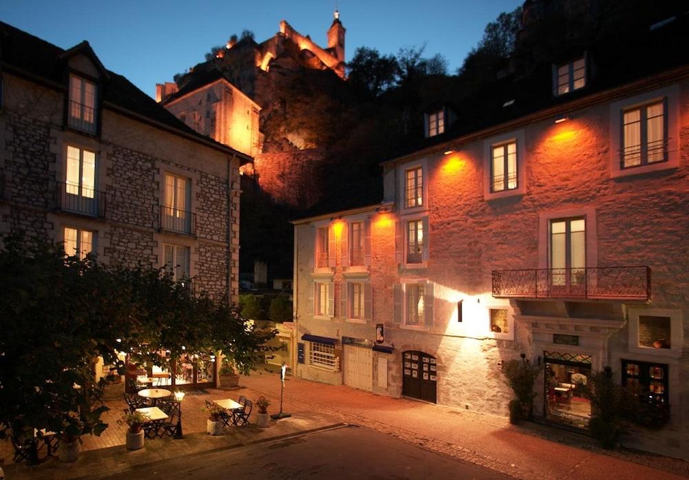 Beau Site -